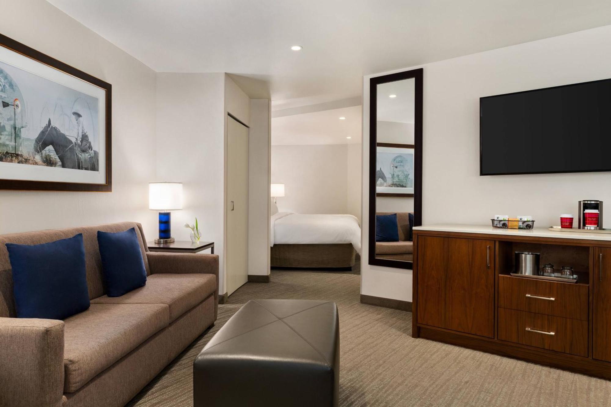 Delta Hotels By Marriott Helena Colonial Extérieur photo